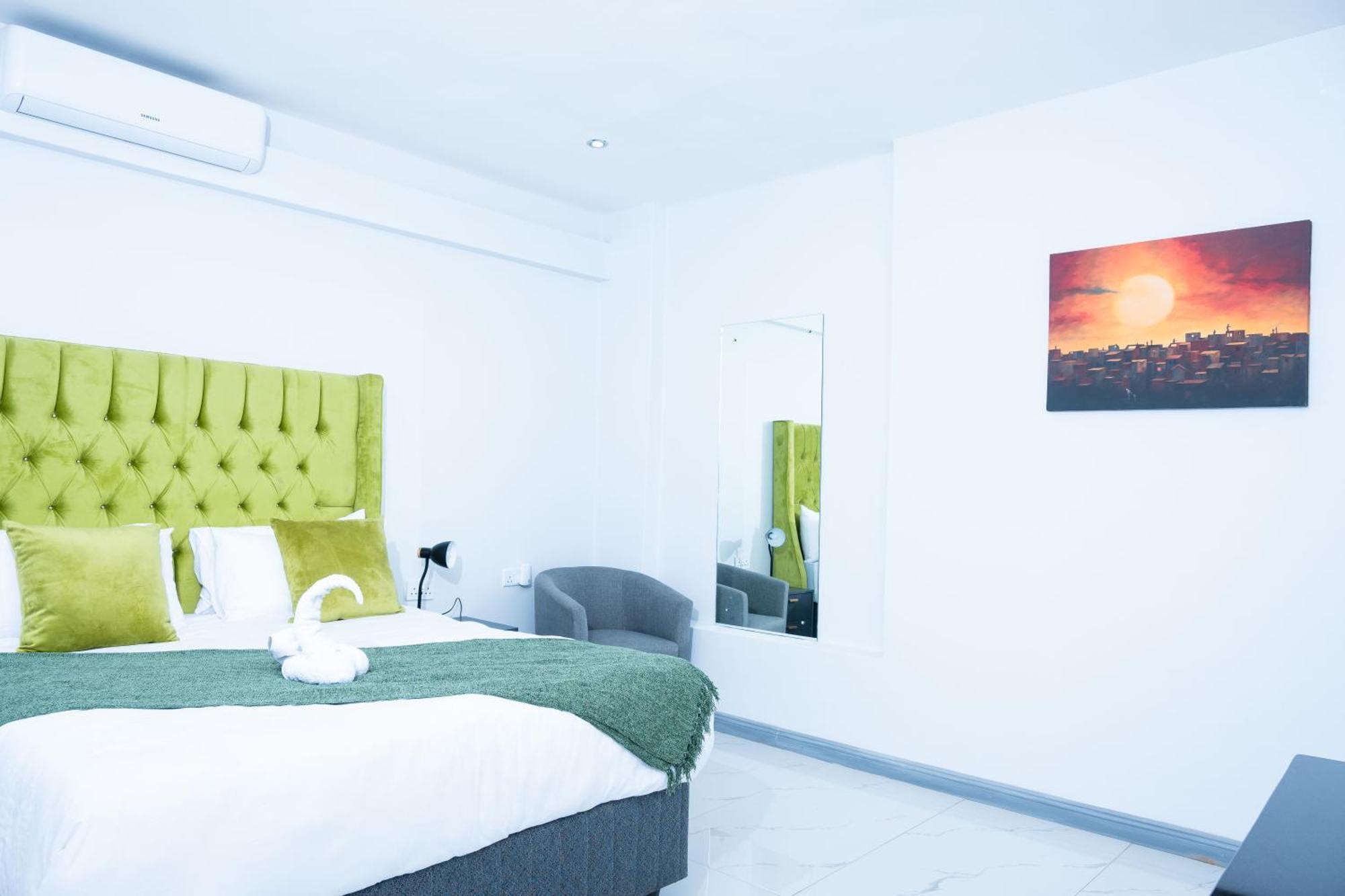 De Lux Villa Bulawayo Extérieur photo